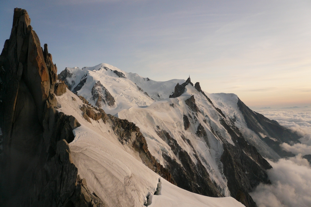 Traversée des Aiguilles de Chamonix à l’envers