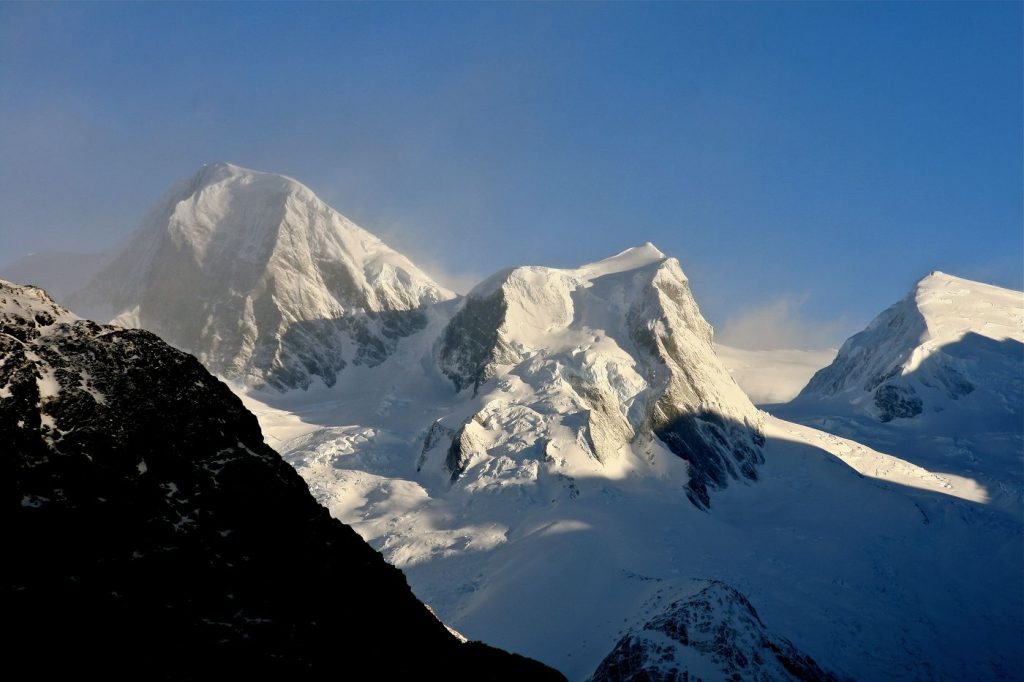 des montagnes immaculées (photo P.ARPIN)