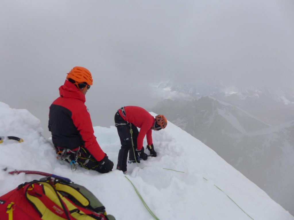 Travaux de terrassement à 6300 m