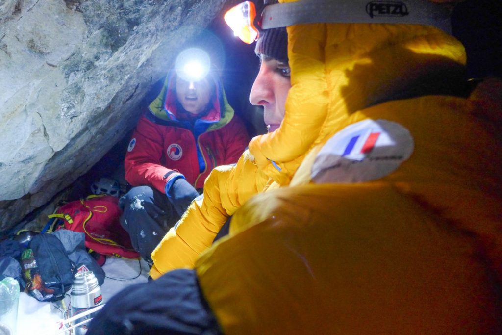 Deuxième bivouac dans l'Aiguille Noire de Peuterey