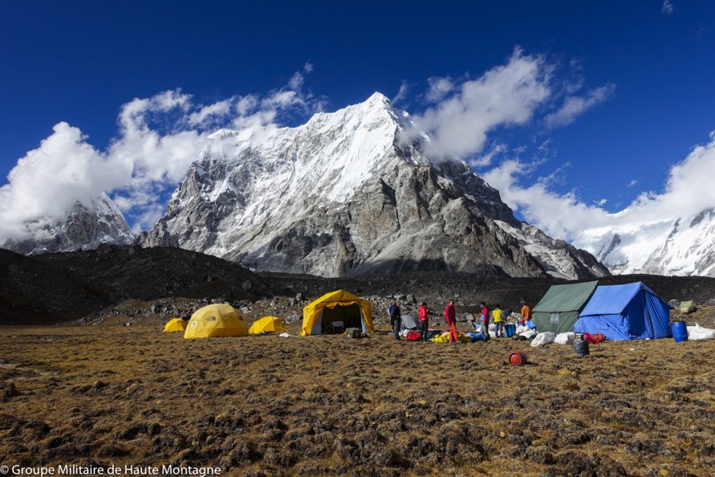 Le camp de base à 5100 m