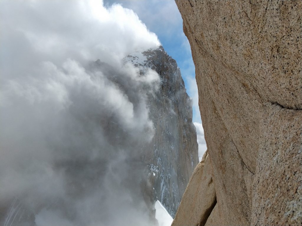 Vent d’Est lors de l’ascension de l’aiguille Poincenot.